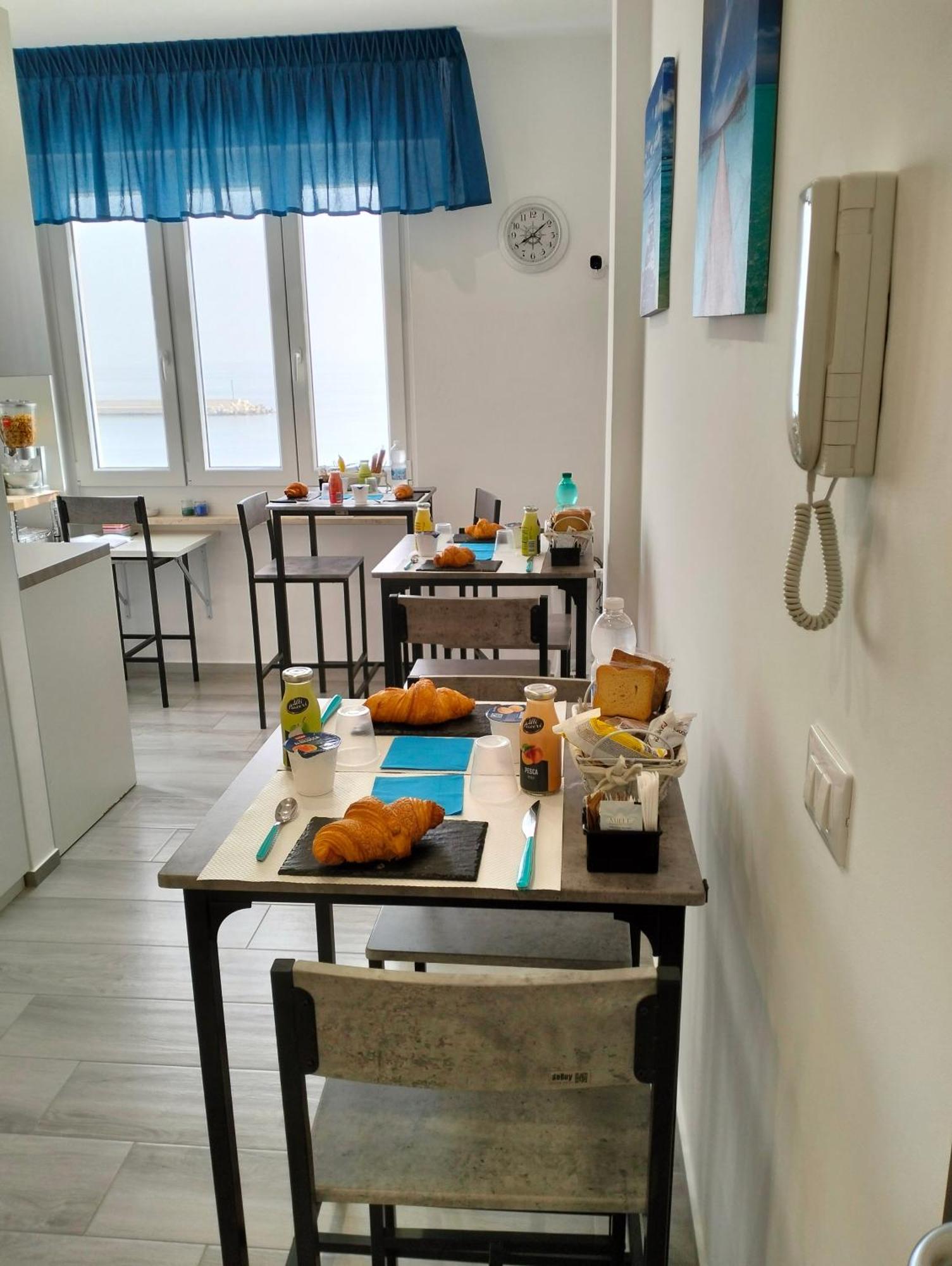 Bed and Breakfast Il Cielo Sul Mare Bisceglie Esterno foto